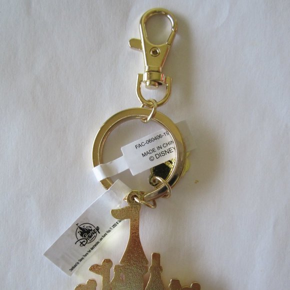 Disney Princess Castle Keychain - Picture 2 of 3